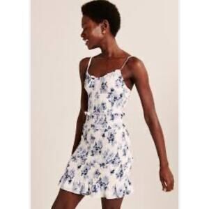 Abercrombie & Fitch Dress M Women’s Smocked White And Blue Floral Mini